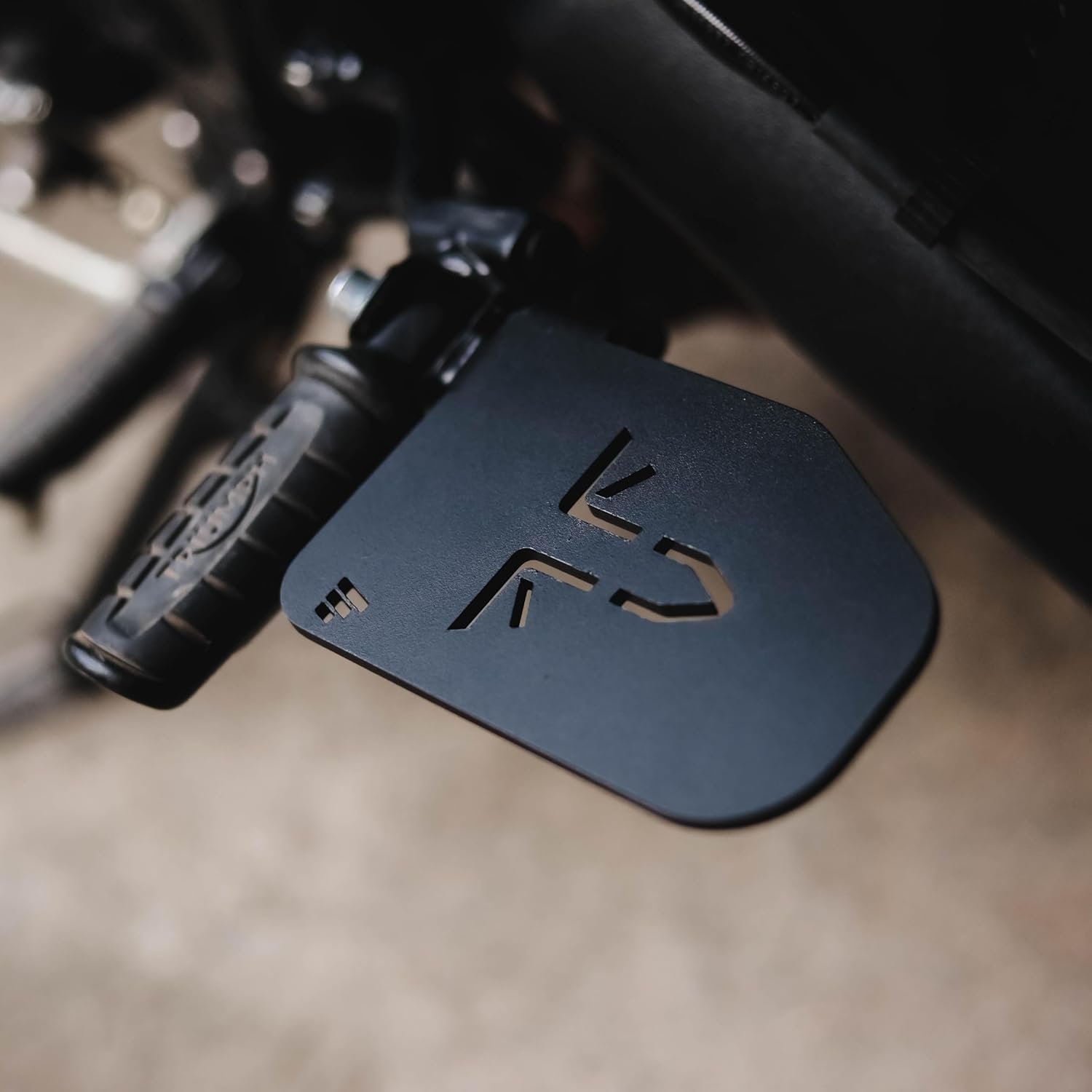 Pillion Footrest Set for Triumph Speed 400 (2 Pieces) - Image 4